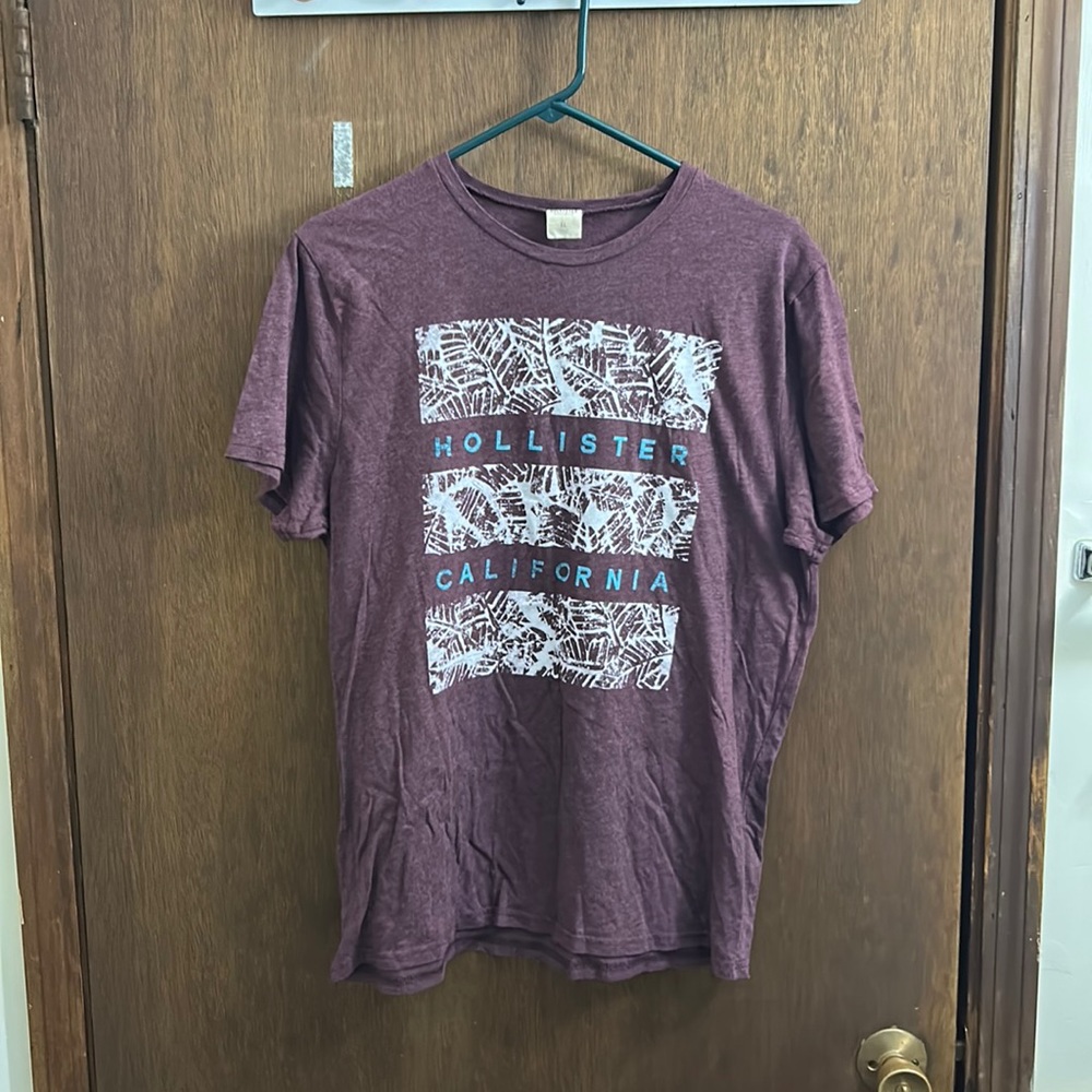 Hollister T-shirt